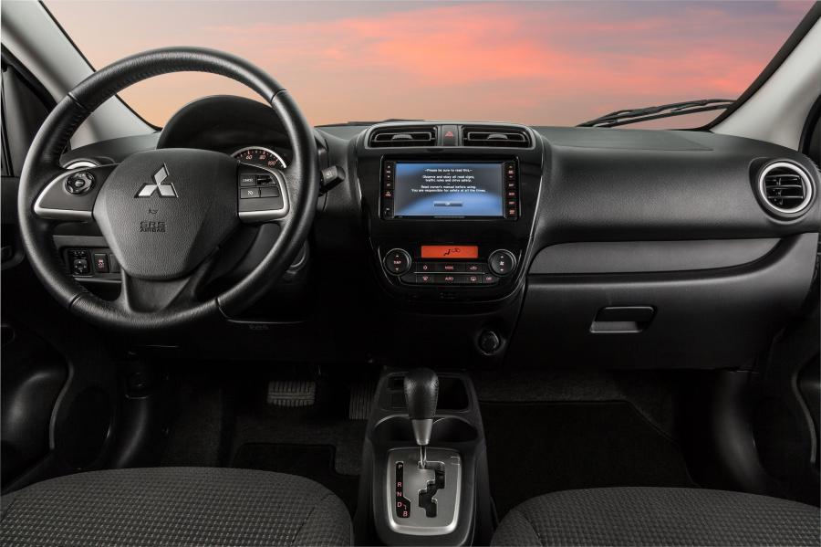  Mitsubishi Mirage ES 2015 года  (фото 9 из 13)
